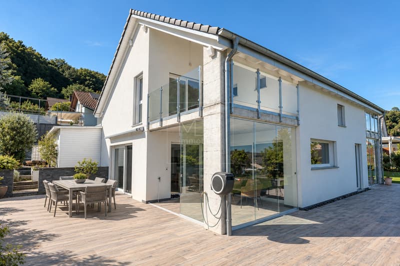 Villa individuelle contemporaine avec vue dégagée à Villeneuve (FR) (12)