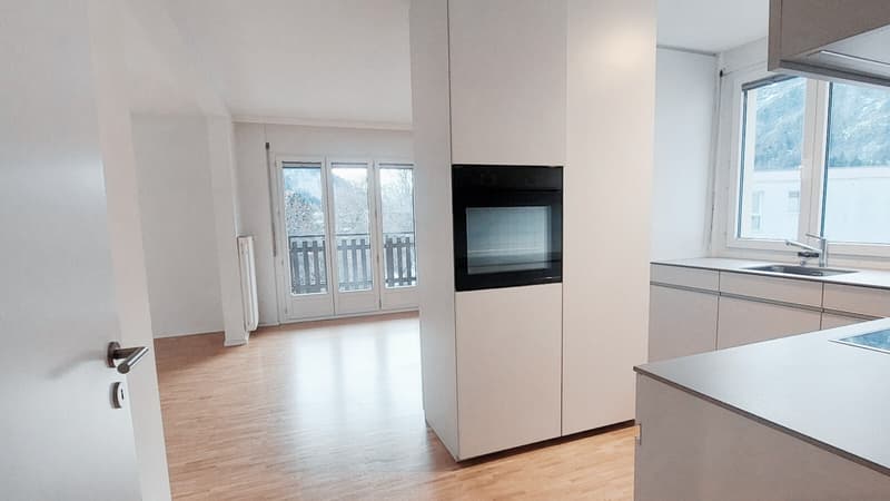 Moderne 4.5-Zimmer-Wohnung - appartement moderne 4.5 pièces (3)