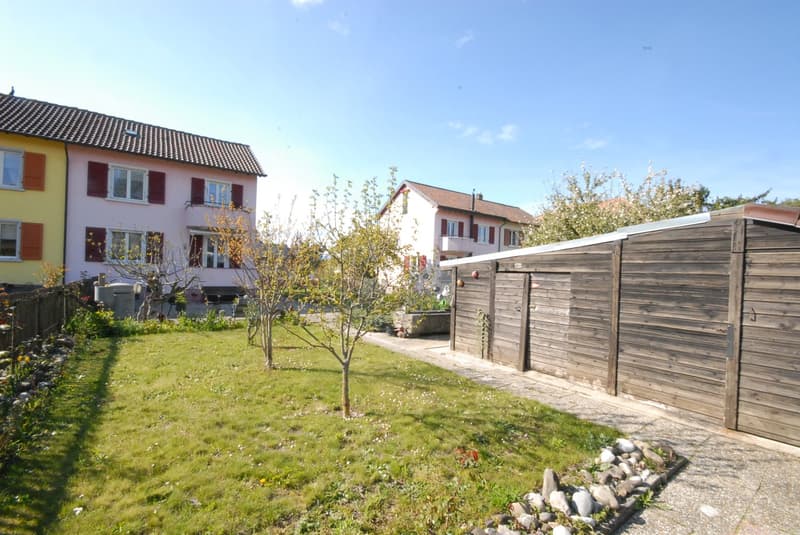 A vendre à Avenches villa jumelle de 3.5 pièces avec 545 m2 de terrain (2)