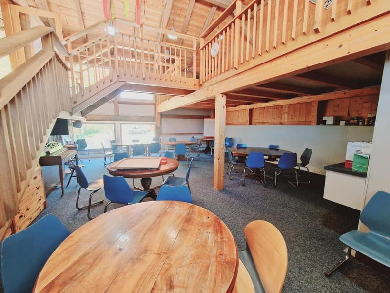 Bureaux atypiques avec cachet à louer - Bourguillon (Fribourg) (12)