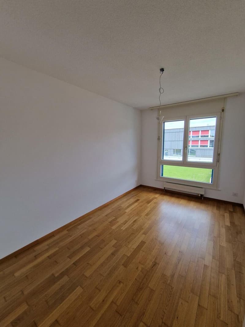 A louer spacieux appartement de 5.5 pièces avec balcon à Rossens (9)