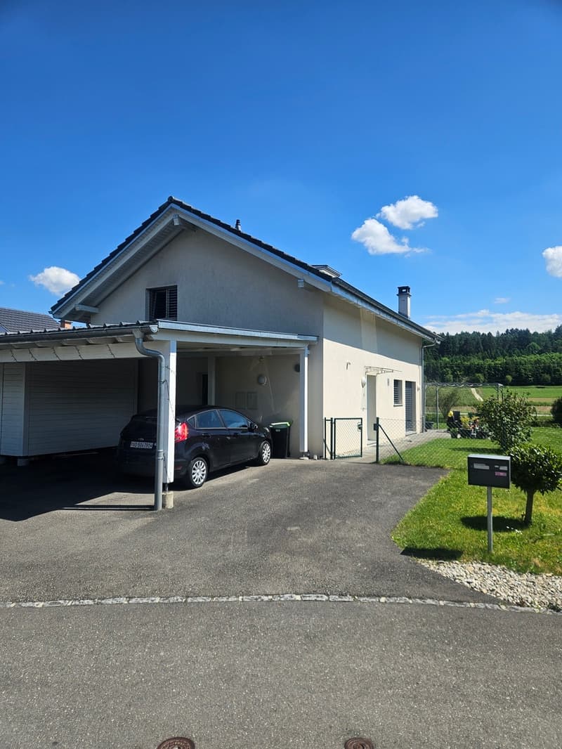 Faoug VD à louer superbe villa de 5.5 pièces avec grand jardin arboré (2)