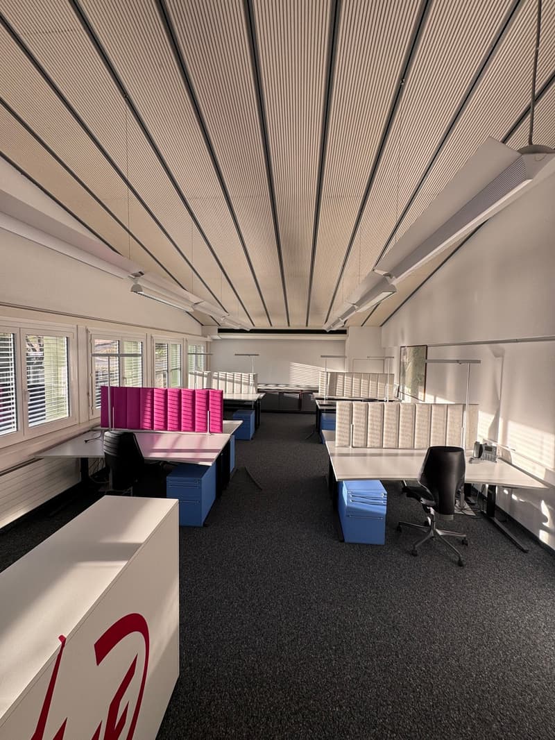 Granges-Marnand, à louer, bureaux et dépôts de 408 m2 (7)