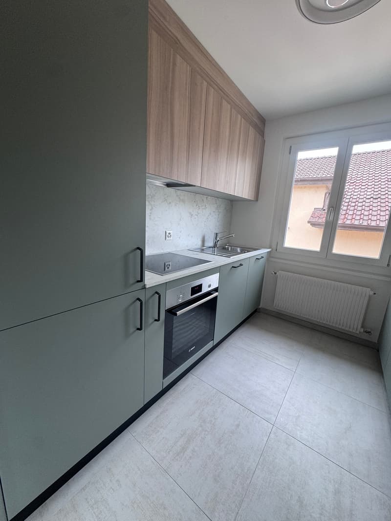 Payerne, à louer, appartement de 4.5 pièces, refait à neuf avec balcon (1)