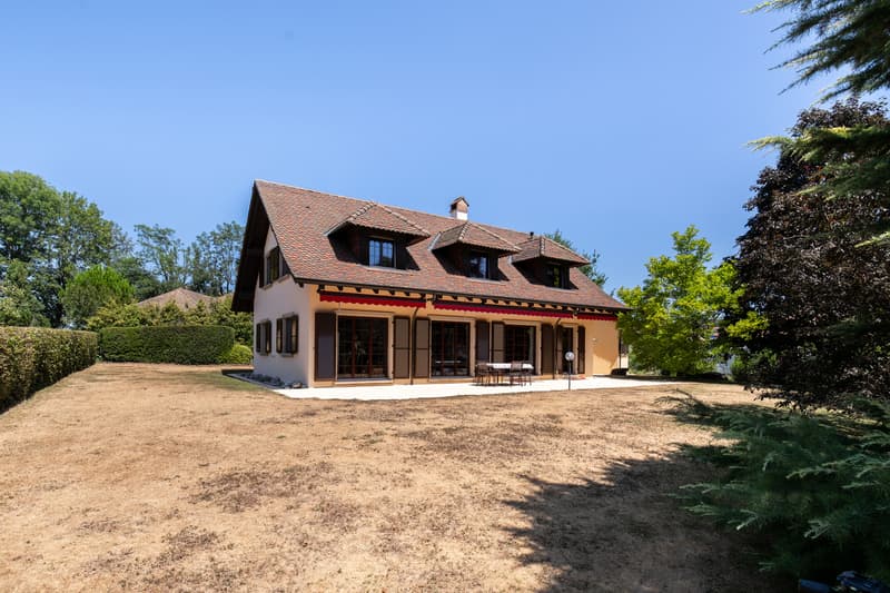 Echallens, à vendre, maison de caractère, 6.5 pièces, parcelle 1228 m2 (3)