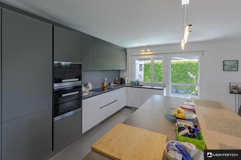 Payerne, à vendre, villa individuelle, moderne de 250 m2 avec piscine (7)
