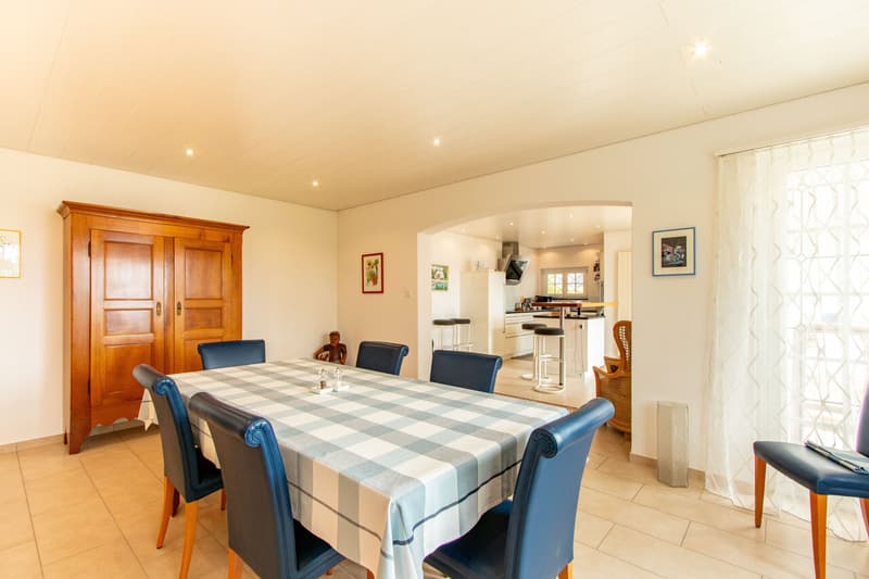 Esszimmer / Salle à manger