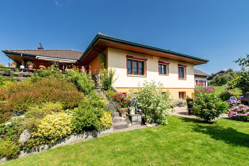 Garten / Ostfassade / Jardin / Façade est
