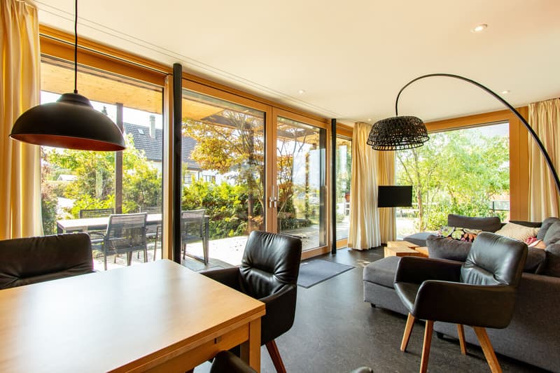 Einliegerwohnung: Wohnen und Essen / Appartement indépendant: salon et coin à manger