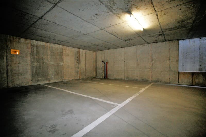 Einstellhallenplätze Nr. 61 und Nr. 62 / Places de parc no 61 et 62