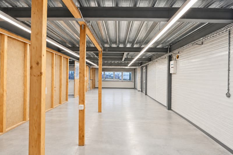 Erdgeschoss: Gewerbehalle Raum A / Rez-de-chaussée : hall industriel