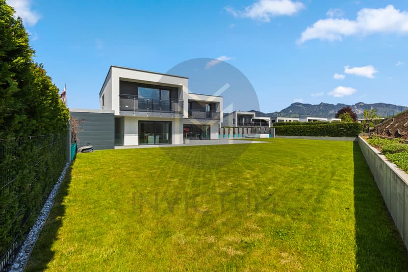 Villa contemporaine d'exception avec terrasse et jardin (2)