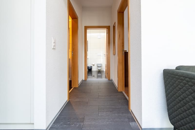 hallway, doors, bathroom, kitchen