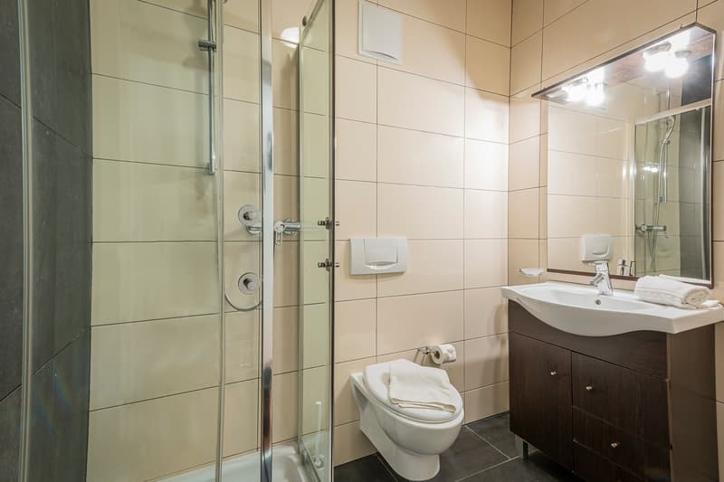 Studio Deluxe Meublé et Équipé – Avec Service hôtelier (5)