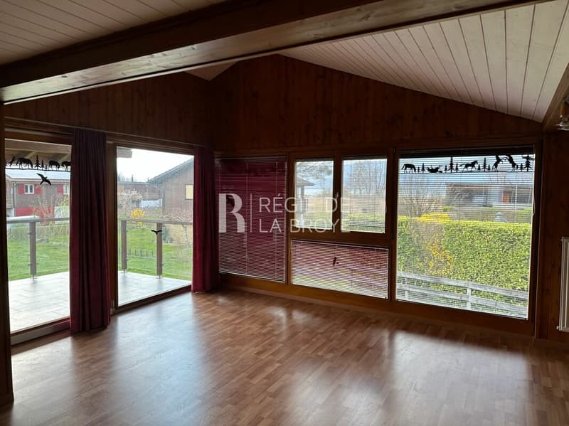 Chalet de 4.5 pièces à Cheyres (2)