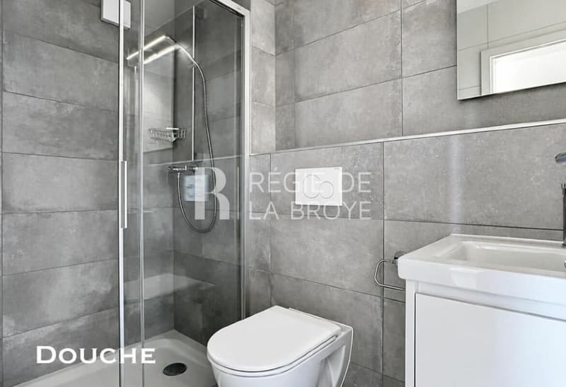 Grand 4.5 pièces rénové de 101 m² - 3 chambres et 2 salles d'eau - Montet (15)