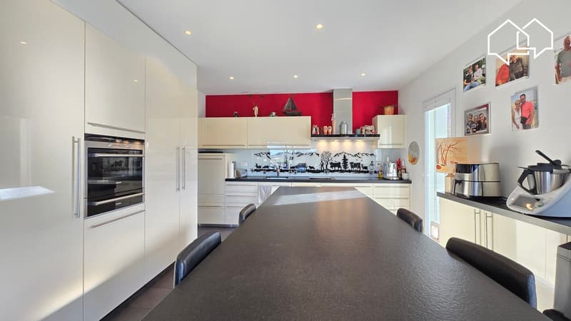 Villa moderne de 2 logements sur une parcelle de 1400m² (6)