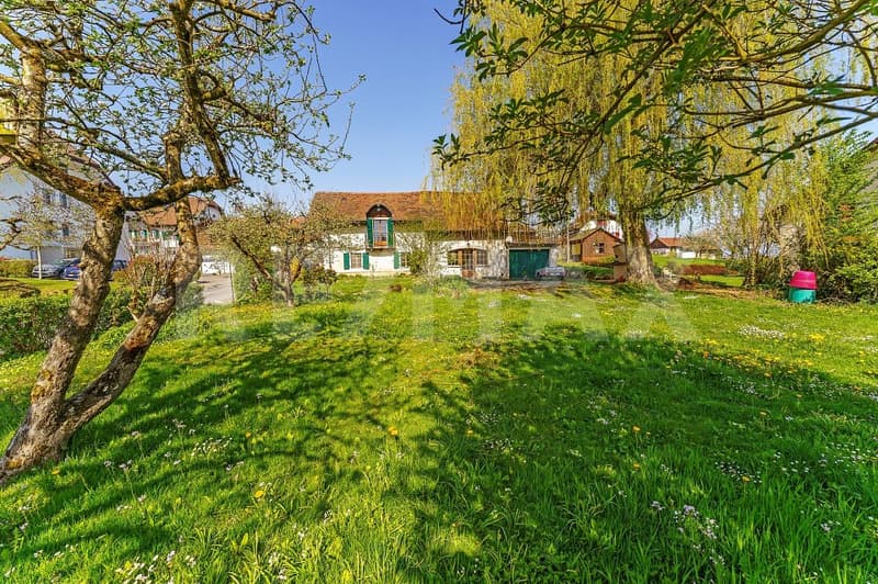 Maison de 1750 : cadre bucolique et apaisant, à rénover (13)
