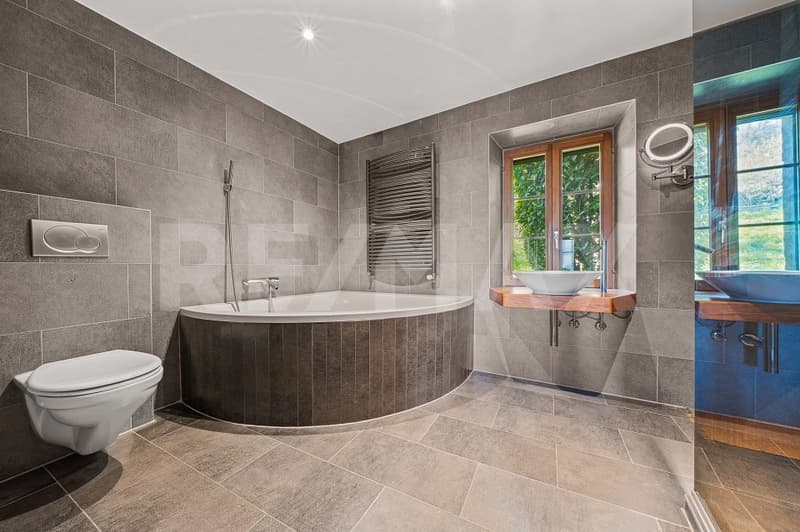 Maison villageoise de 160 m²: entre vigne et Lac Léman (12)