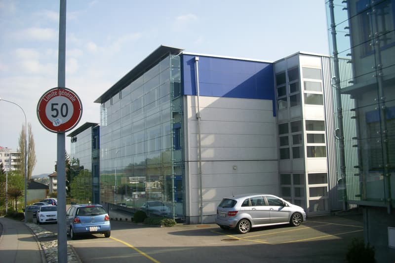 de 124 à 874 m2 de bureaux modulables à Granges-Paccot/Fribourg (4)
