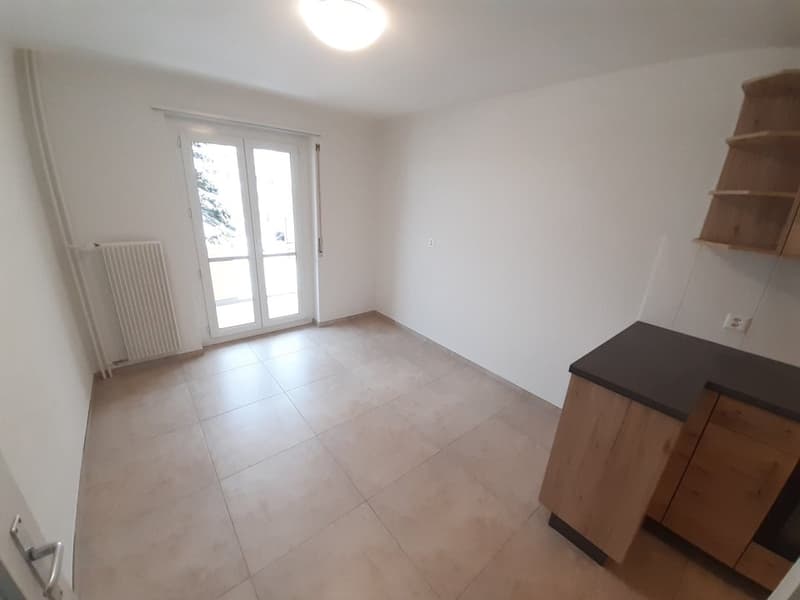 00003 - Appartement 3½ pièces - Abraham-Robert 17 - La Chaux-de-Fonds (2)