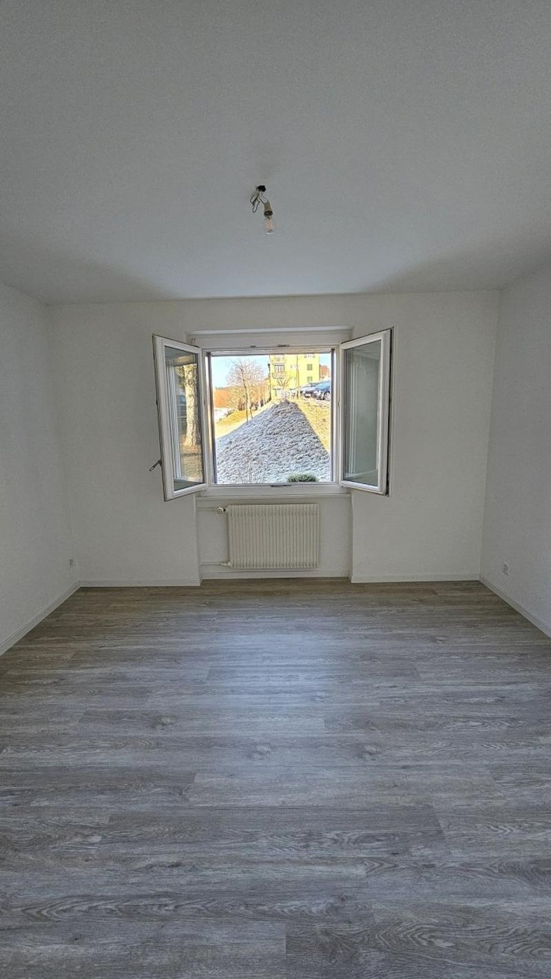 05740 - Appartement 4½ pièces 1er loyer net offert - Grand-Rue 30 - Les Brenets (5)