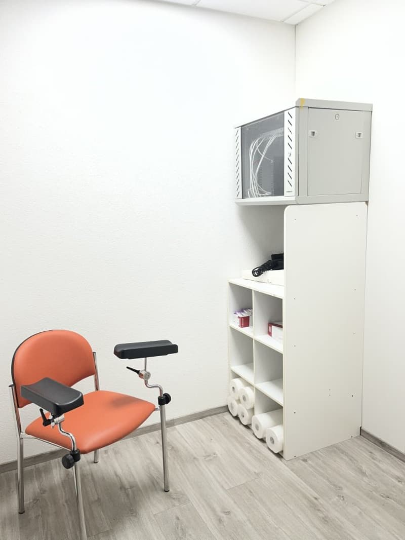 01089 - Local - Serre 63 - La Chaux-de-Fonds (5)