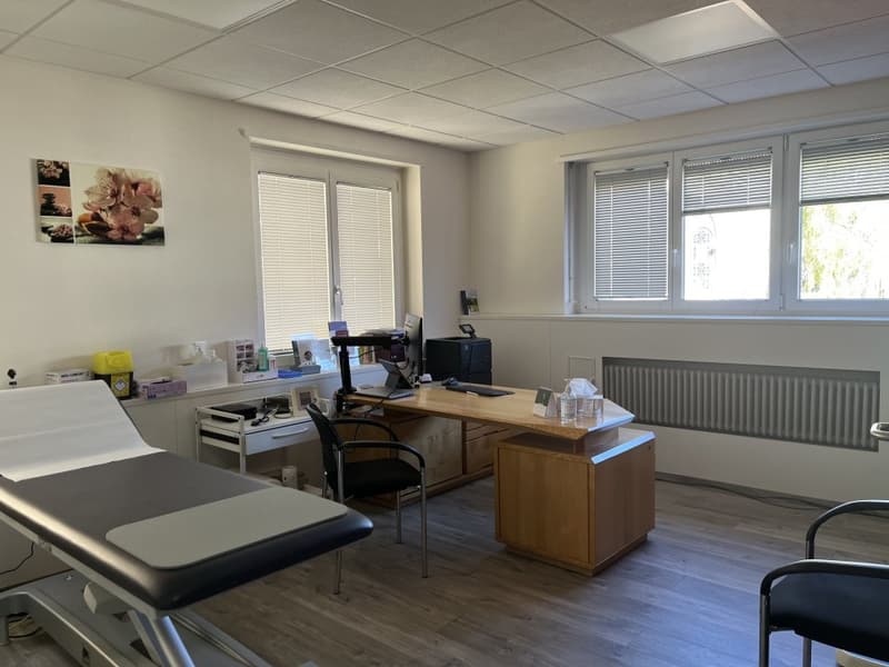 01089 - Local - Serre 63 - La Chaux-de-Fonds (3)