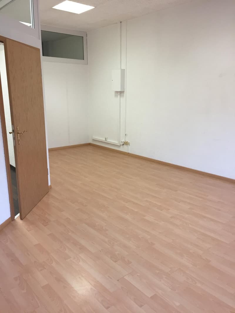 Surface administrative de 74m2 à Marly ! (5)