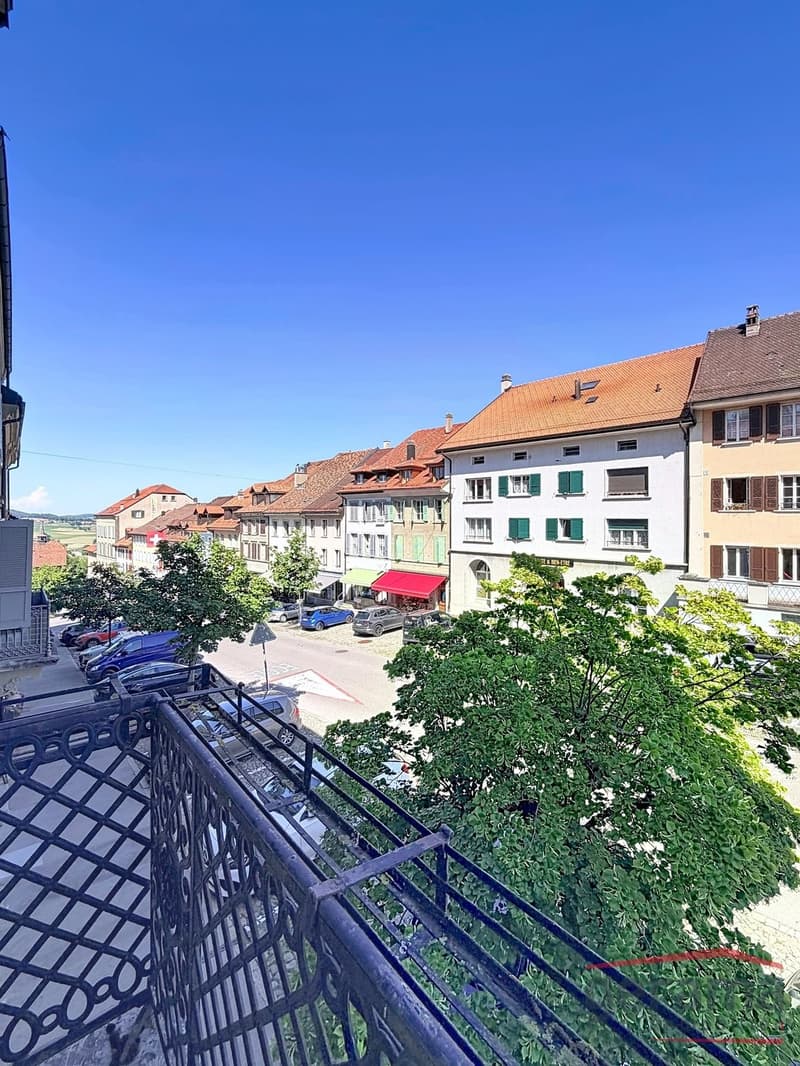 4.5 rénové au 1er étage à Romont, 1er loyer offert (6)