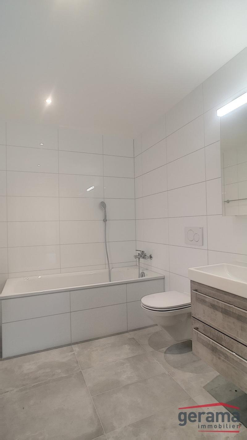 Moderne 5.5 Zimmer-Wohnung in Schmitten! (4)