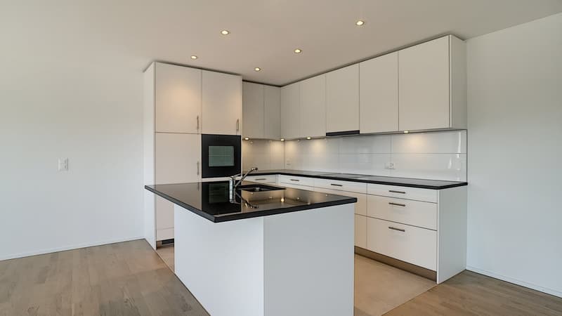 Moderne 4.5 Zimmerwohnung in Heitenried (1)