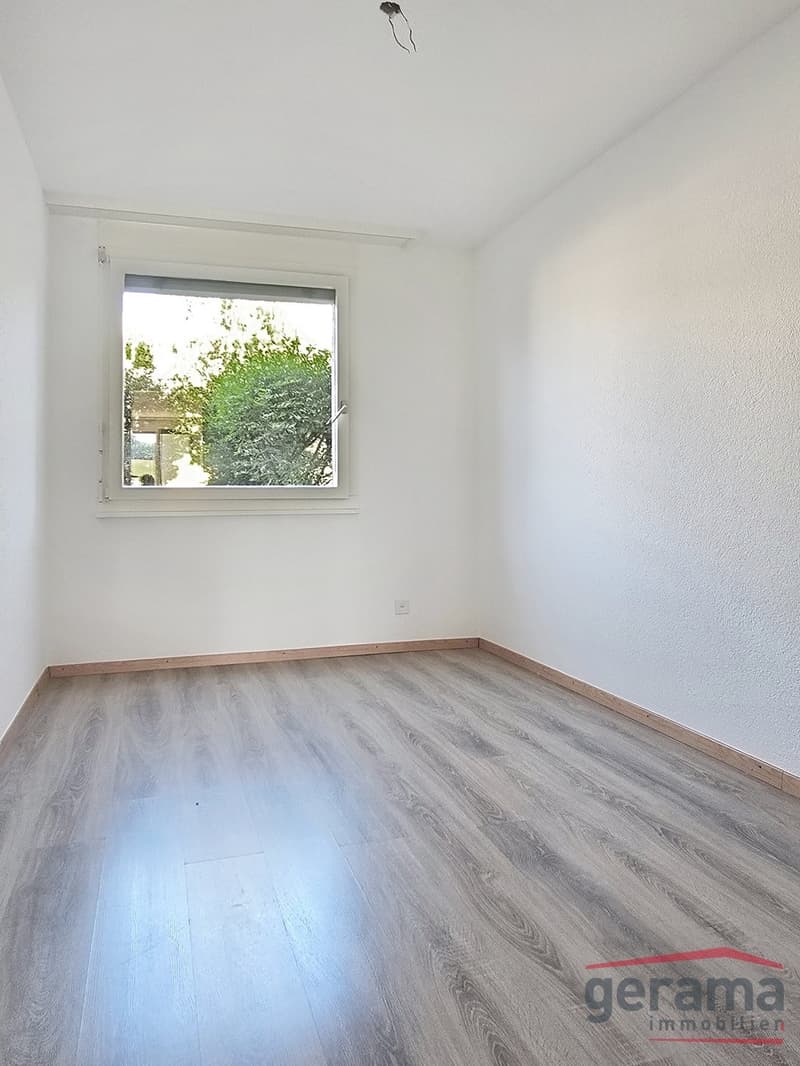 Helle 3.5 Zimmerwohnung in Schmitten (4)