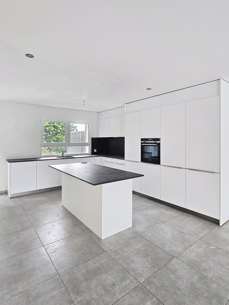 Jolie villa de 4.5 pièces à louer à Grolley (1)