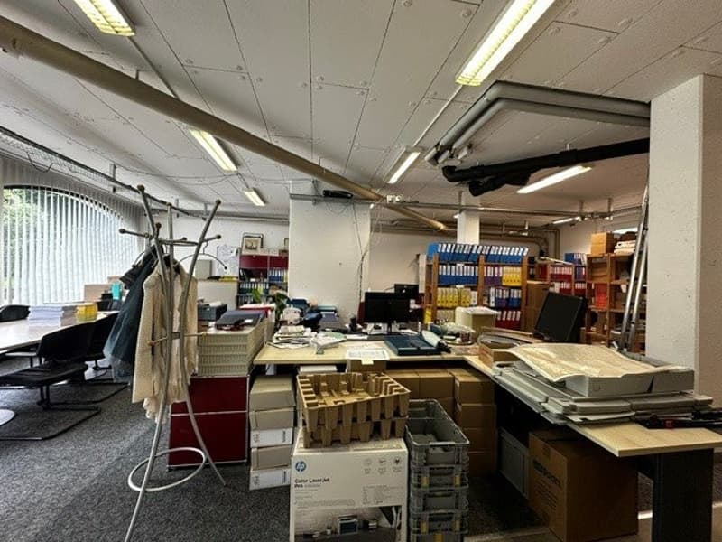 Commerce de 102 m² à louer (3)