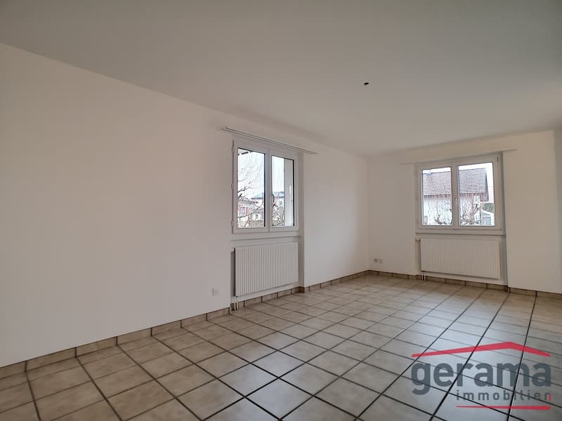 Renovierte 3.5 Zimmer-Wohnung in Tentlingen (3)