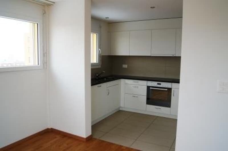 Schöne 4.5 Zimmerwohnung in Wünnewil ! (1)