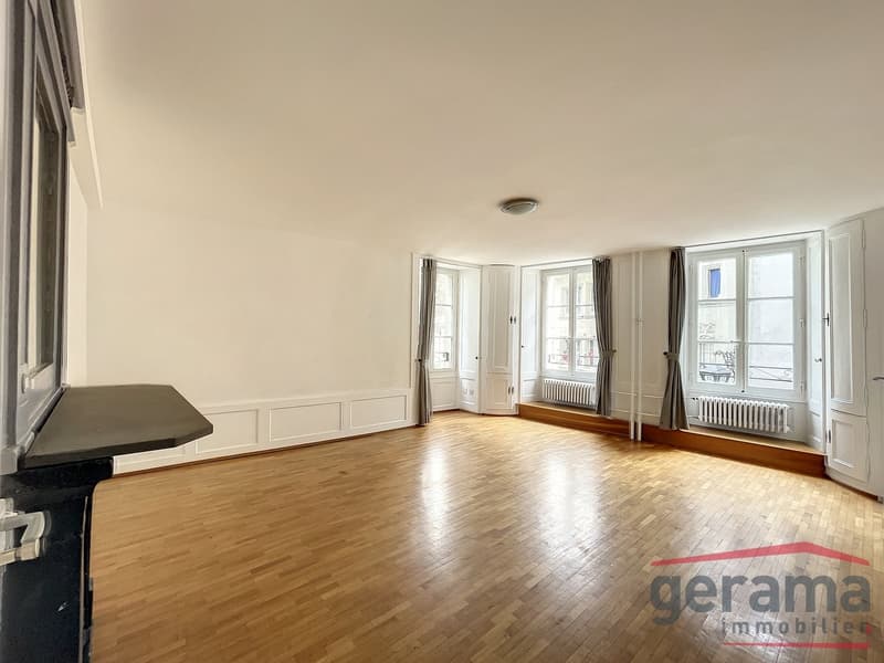Studio en vieille ville de Fribourg (2)