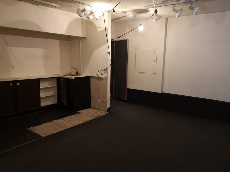 Surface commerciale au coeur de Fribourg (4)