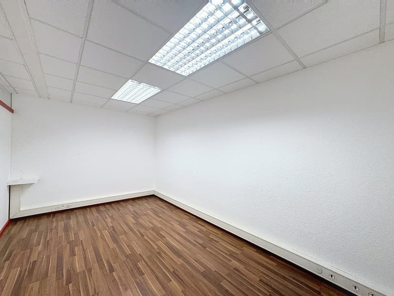 Surface commerciale de 145 m2 à Villars-sur-Glâne (4)