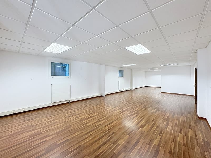 Surface commerciale de 145 m2 à Villars-sur-Glâne (1)