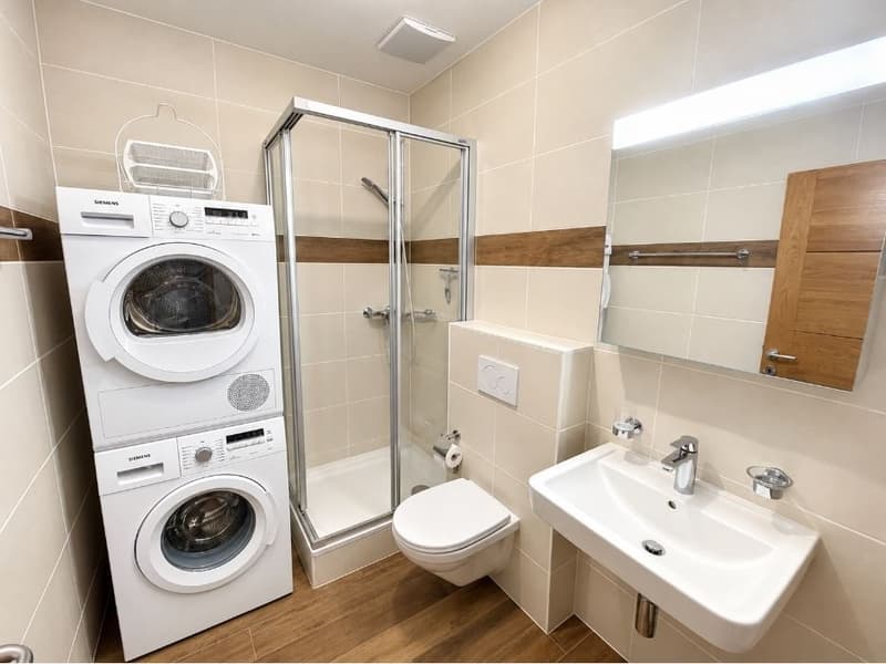 Appartement 2.5 pièces proche de la Cathédrale (4)