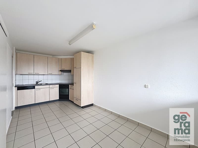 Bel appartement de 3.5 pièces au rez-de-chaussée (3)