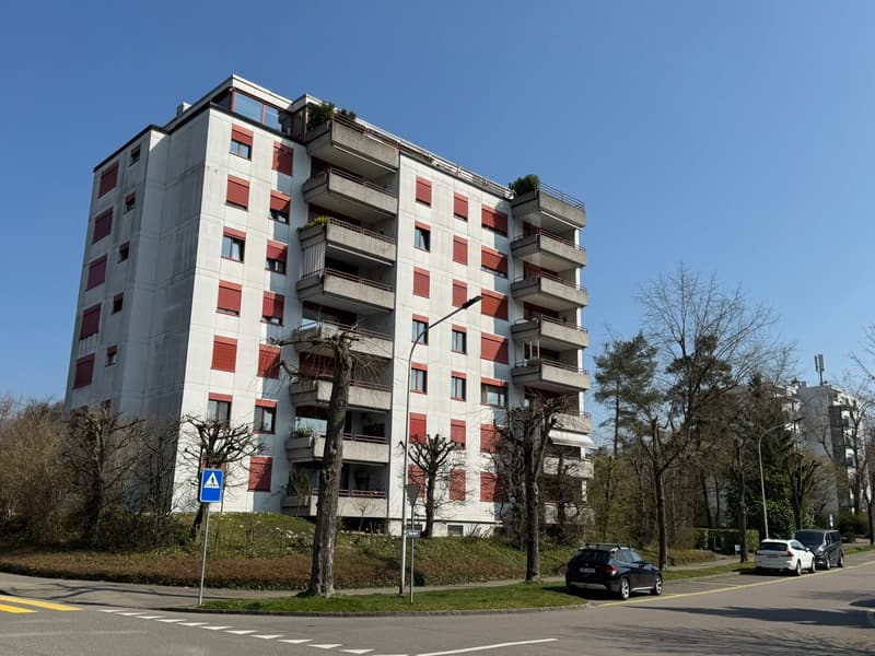 Zentrale 4.5-Zimmerwohnung in Wettingen mit viel Licht und Aussicht (11)