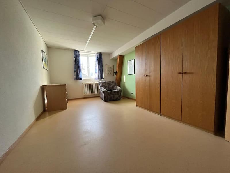Grosse Gewerbefläche im Dachgeschoss (7)