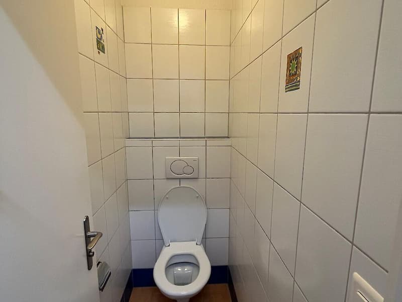 Grosse 5.5-Zimmerwohnung in Montet (10)