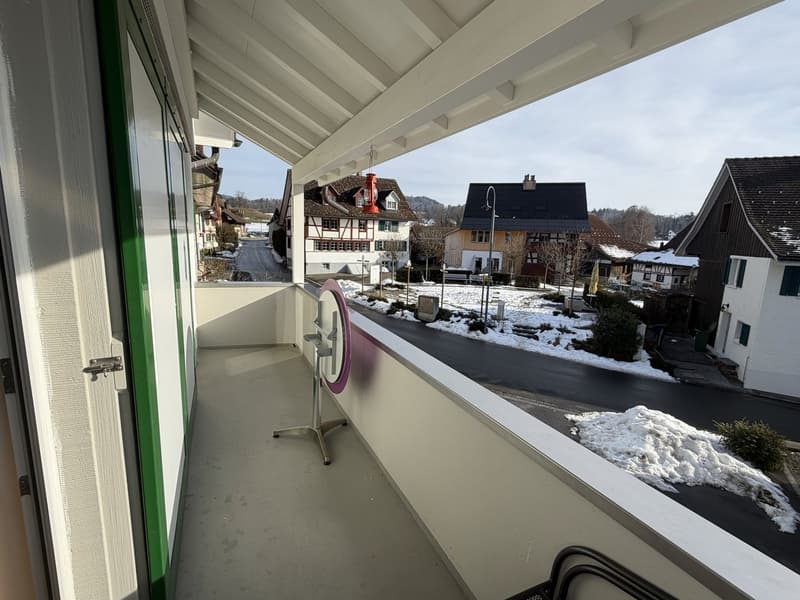 Charmantes 5.5-Zimmer-Einfamilienhaus mit Cheminée und Garage (7)