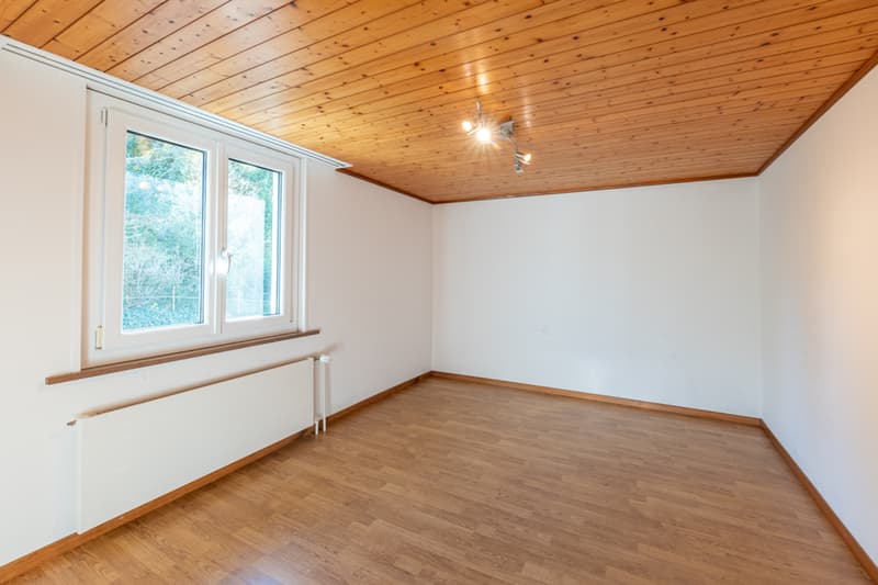 Charmantes Familienhaus mit Scheune (10)
