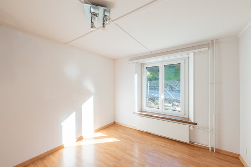 Charmantes Familienhaus mit Scheune (7)