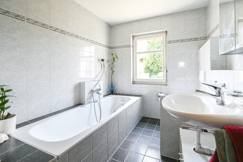 Badezimmer EG